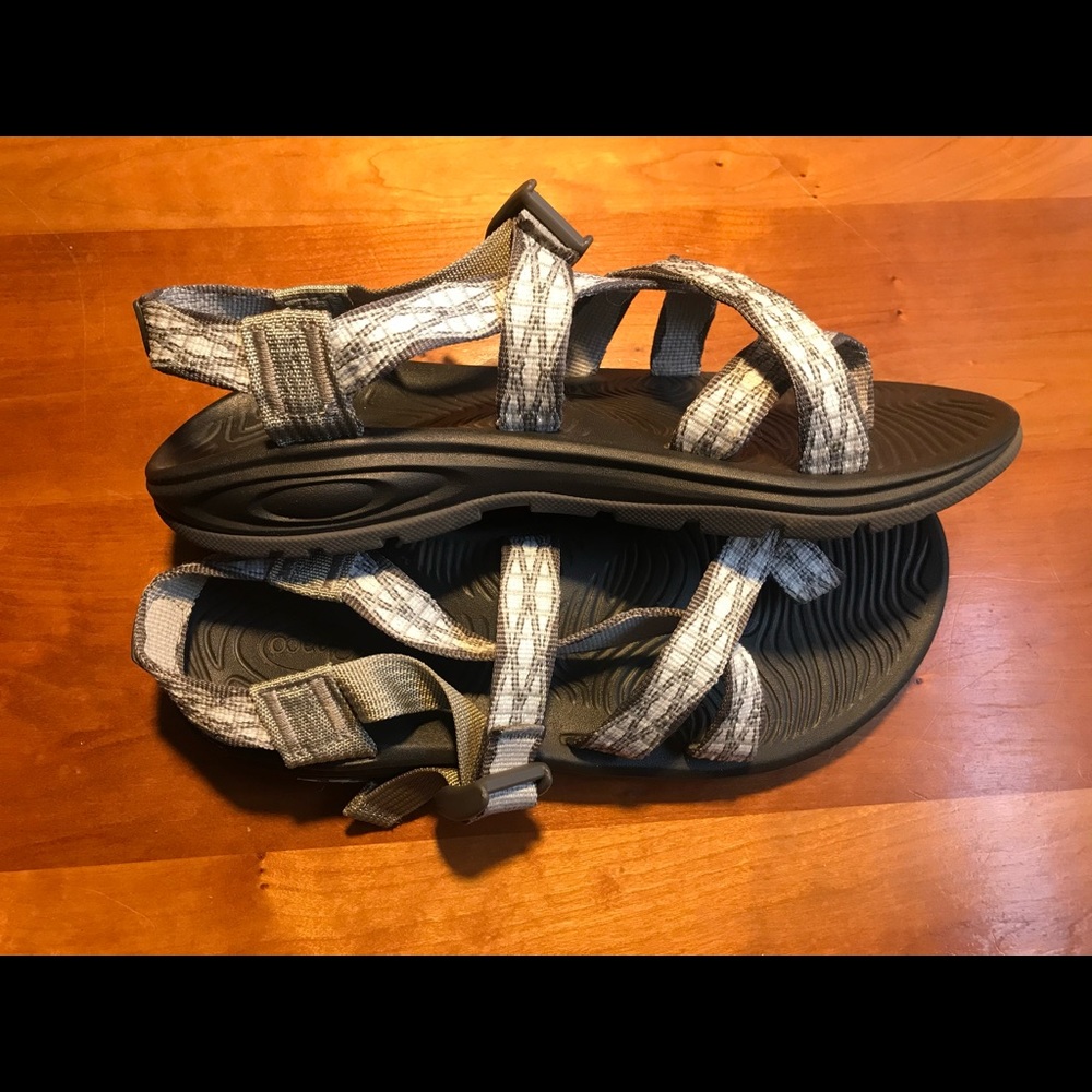 Women’s Grey Chacos